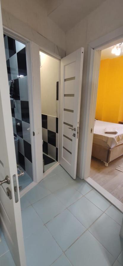 One Room With A Shared Bathroom Кишинёв Экстерьер фото