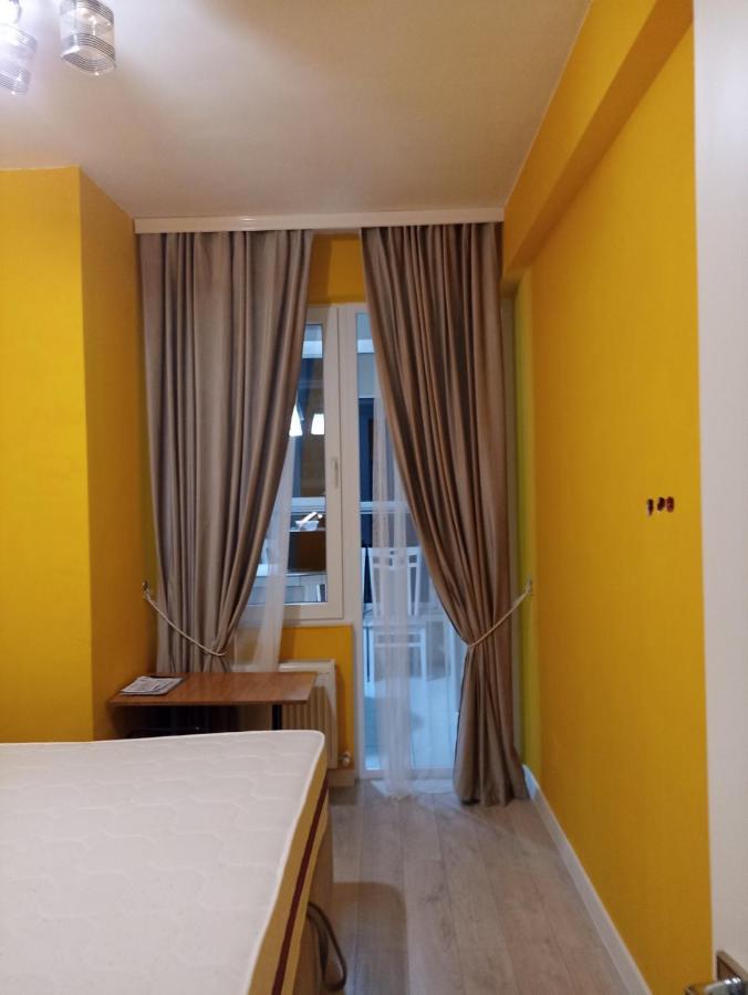 One Room With A Shared Bathroom Кишинёв Экстерьер фото